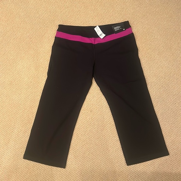 Brand new Capri - Picture 1 of 4